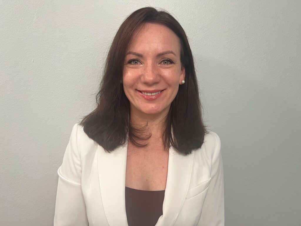 Daria Perez, Team Accountant